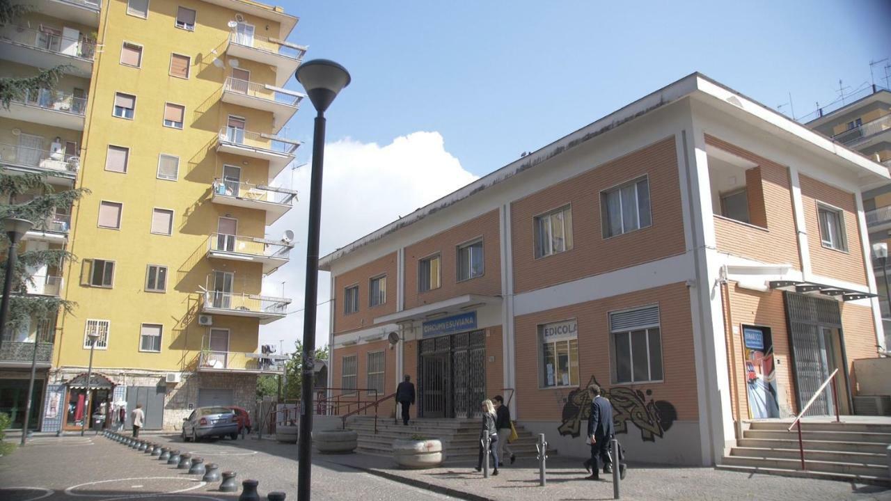 Binario 2 Hotel San Giorgio a Cremano Kültér fotó