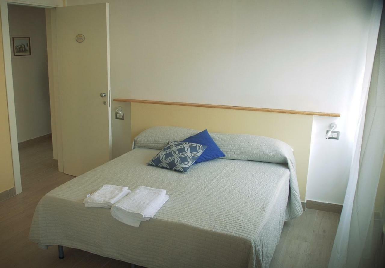 Binario 2 Hotel San Giorgio a Cremano Kültér fotó