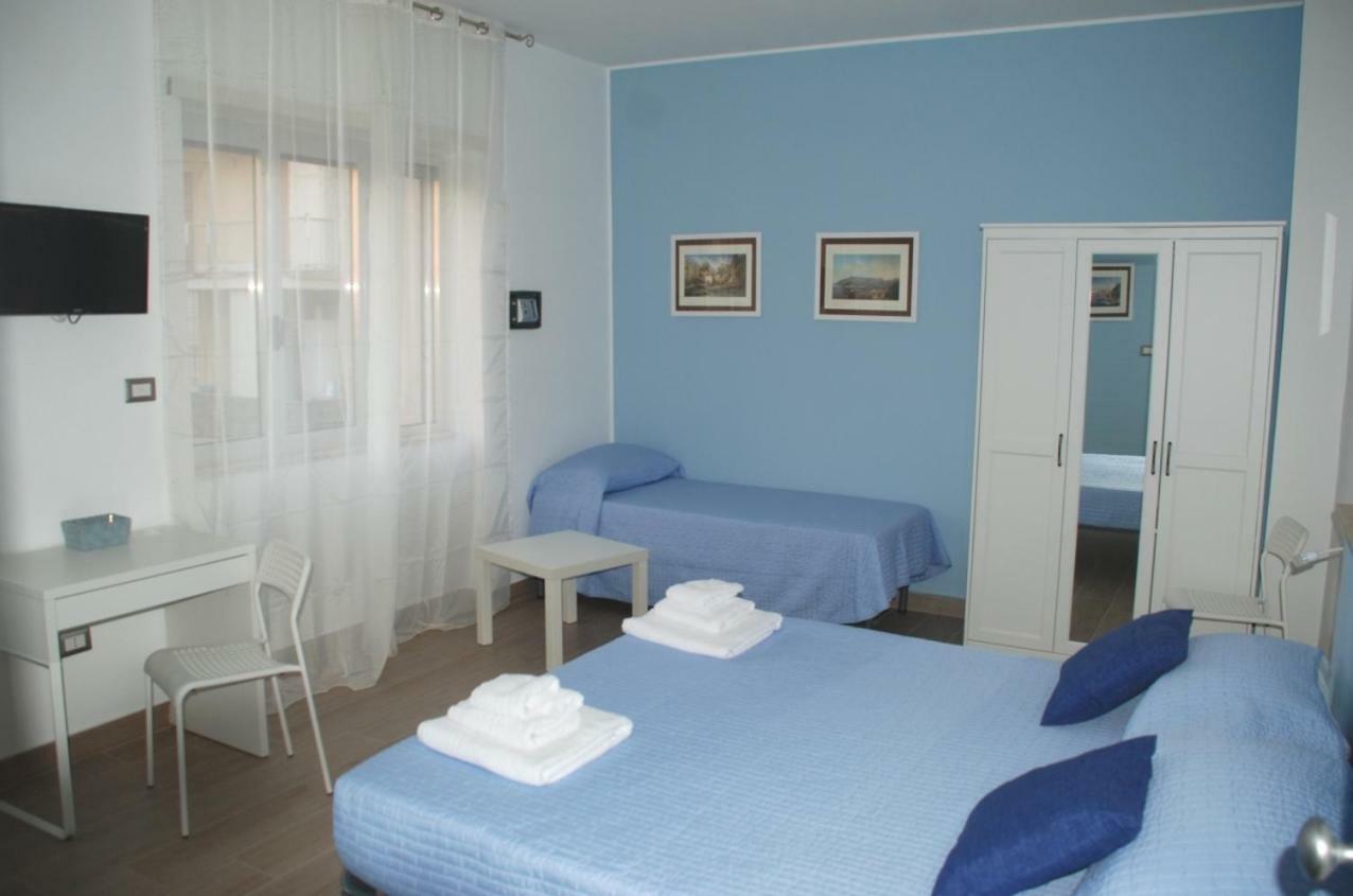 Binario 2 Hotel San Giorgio a Cremano Kültér fotó